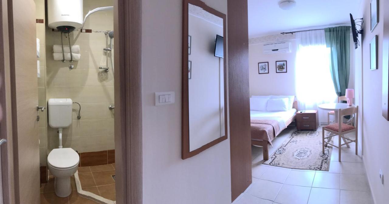 Villa Alla Bed And Breakfast Herceg Novi Exterior foto