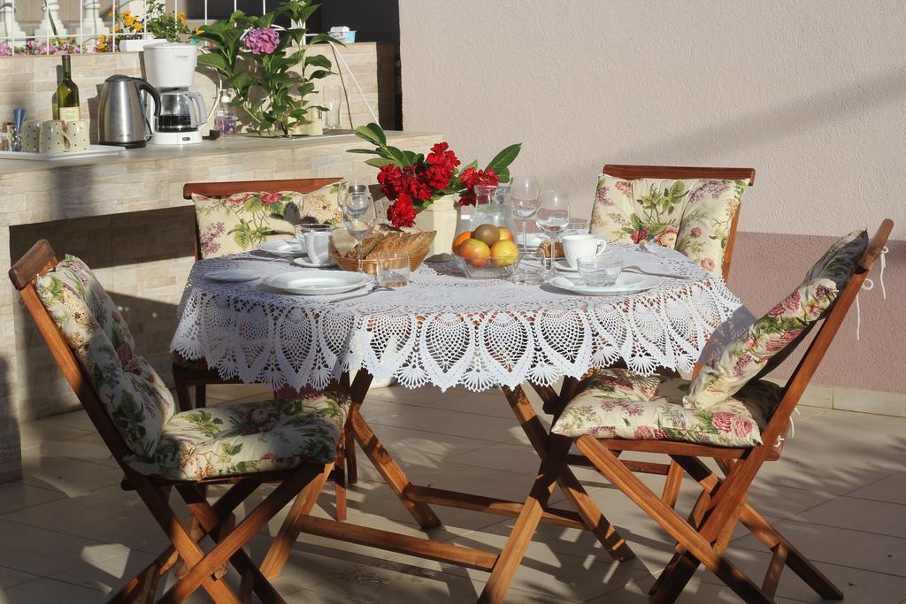Villa Alla Bed And Breakfast Herceg Novi Exterior foto